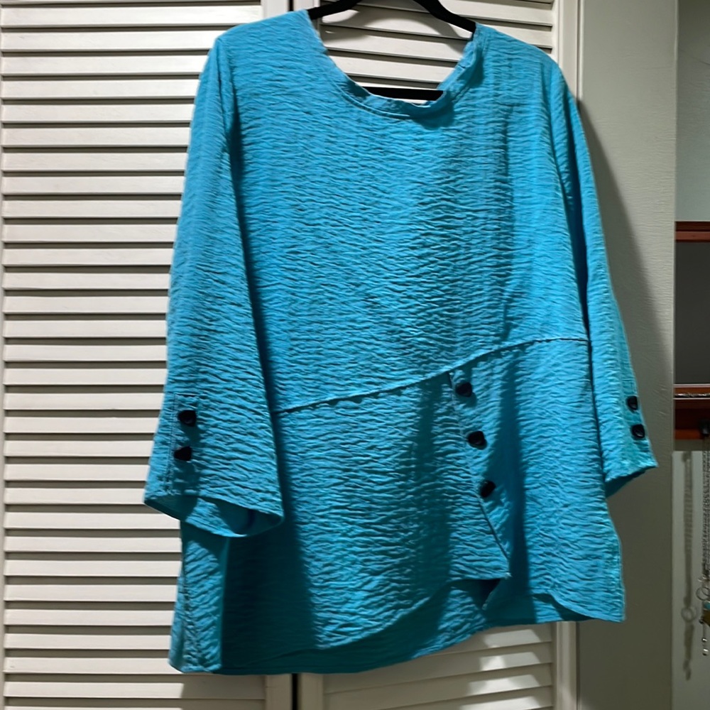 Habitat tunic